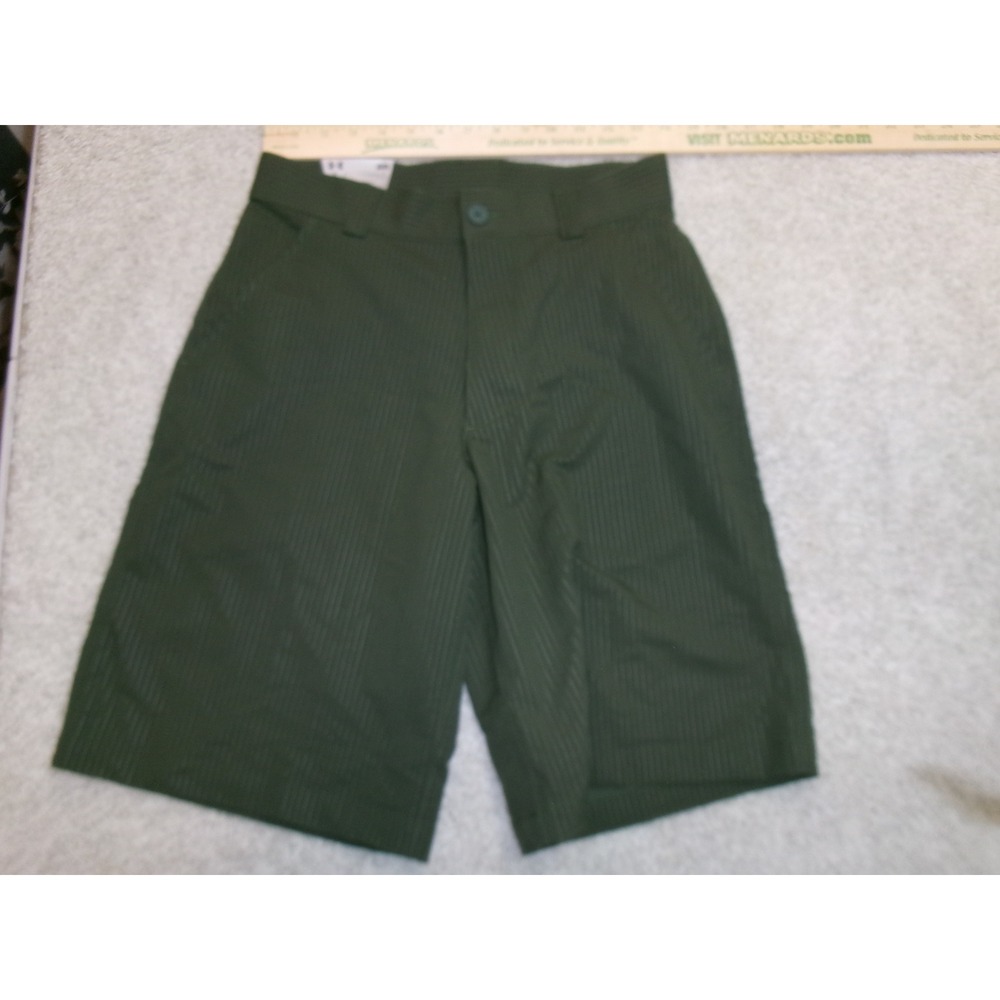 Under Armour Men HeatGear Golf Shorts Green Striped Flat Front Size 28 Loose Fit